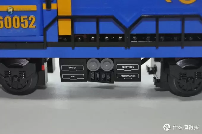 单反毁一生,LEGO穷三代 篇八十三:LEGO 乐高 60052 城市系列 遥控货运火车 单反毁一生,LEGO穷三代 篇八十三:LEGO 乐高 60052 城市系列 遥控货运火车