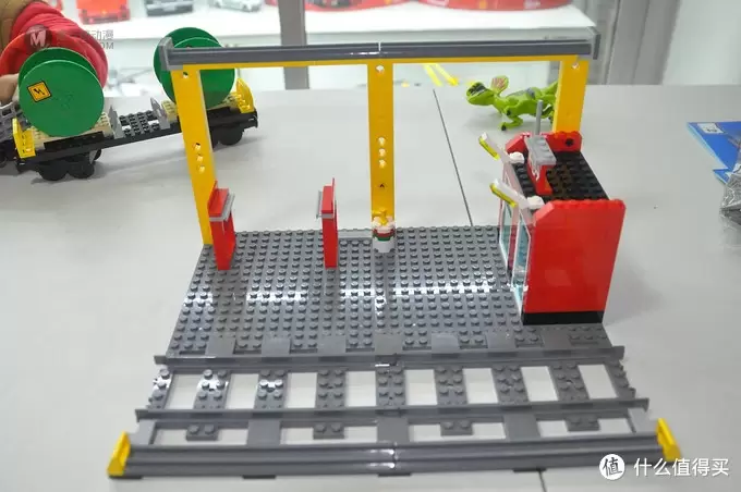 单反毁一生,LEGO穷三代 篇八十三:LEGO 乐高 60052 城市系列 遥控货运火车 单反毁一生,LEGO穷三代 篇八十三:LEGO 乐高 60052 城市系列 遥控货运火车