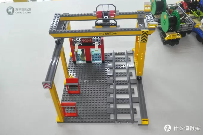 单反毁一生,LEGO穷三代 篇八十三:LEGO 乐高 60052 城市系列 遥控货运火车 单反毁一生,LEGO穷三代 篇八十三:LEGO 乐高 60052 城市系列 遥控货运火车