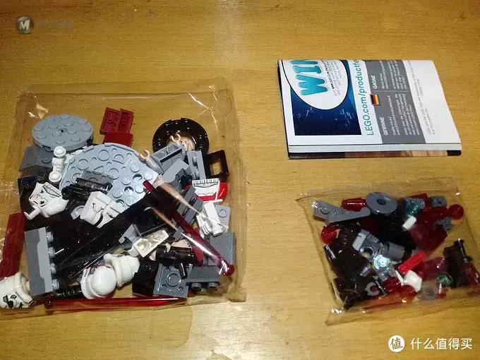 战斗堡垒火力强劲:LEGO 乐高 SX 75134 银河帝国战斗套装 战斗堡垒火力强劲:LEGO 乐高 SX 75134 银河帝国战斗套装