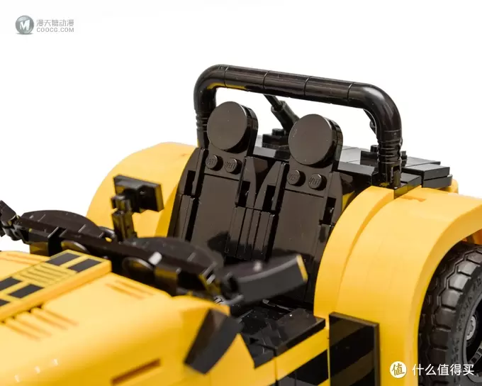 一道破空而来的金色闪电:LEGO 乐高 IDEAS系列 21307 卡特汉姆 Seven 620R 赛道跑车 一道破空而来的金色闪电:LEGO 乐高 IDEAS系列 21307 卡特汉姆 Seven 620R 赛道跑车