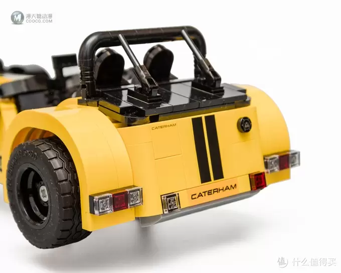 一道破空而来的金色闪电:LEGO 乐高 IDEAS系列 21307 卡特汉姆 Seven 620R 赛道跑车 一道破空而来的金色闪电:LEGO 乐高 IDEAS系列 21307 卡特汉姆 Seven 620R 赛道跑车