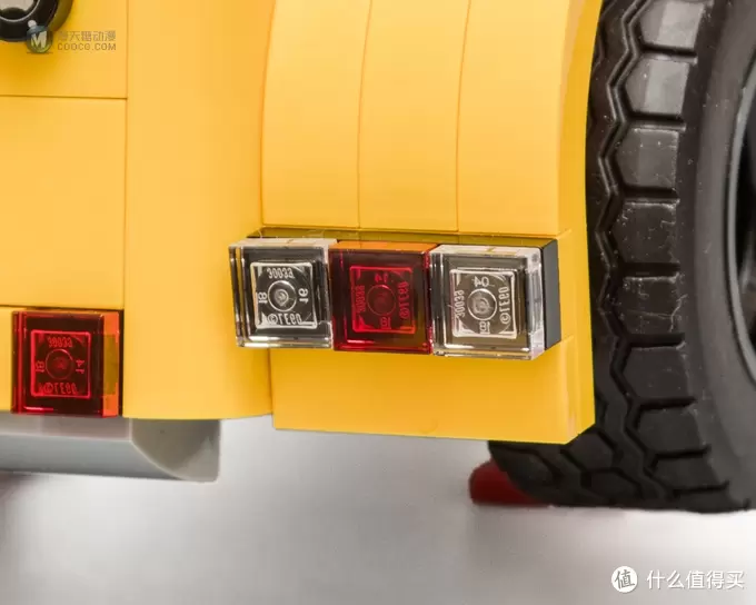 一道破空而来的金色闪电:LEGO 乐高 IDEAS系列 21307 卡特汉姆 Seven 620R 赛道跑车 一道破空而来的金色闪电:LEGO 乐高 IDEAS系列 21307 卡特汉姆 Seven 620R 赛道跑车