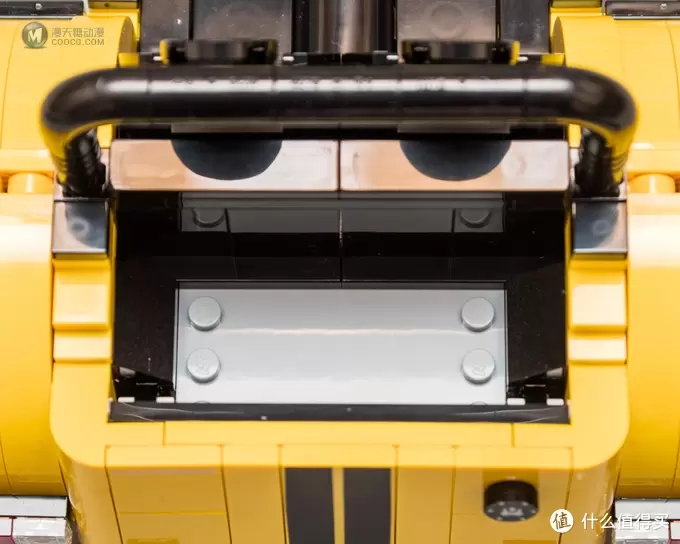 一道破空而来的金色闪电:LEGO 乐高 IDEAS系列 21307 卡特汉姆 Seven 620R 赛道跑车 一道破空而来的金色闪电:LEGO 乐高 IDEAS系列 21307 卡特汉姆 Seven 620R 赛道跑车