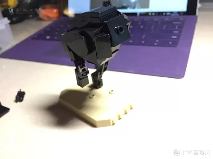 不一样的乐高 篇二:LEGO MOC 奔跑的黑豹 不一样的乐高 篇二:LEGO MOC 奔跑的黑豹