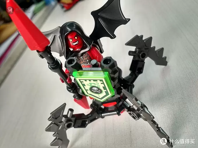 为春节添点红:LEGO 乐高 未来骑士团FR 70335 终极拉维利亚 为春节添点红:LEGO 乐高 未来骑士团FR 70335 终极拉维利亚
