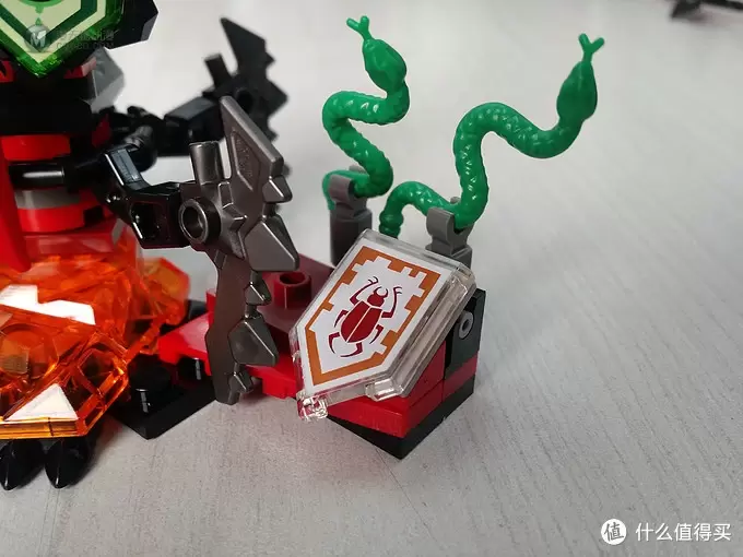 为春节添点红:LEGO 乐高 未来骑士团FR 70335 终极拉维利亚 为春节添点红:LEGO 乐高 未来骑士团FR 70335 终极拉维利亚