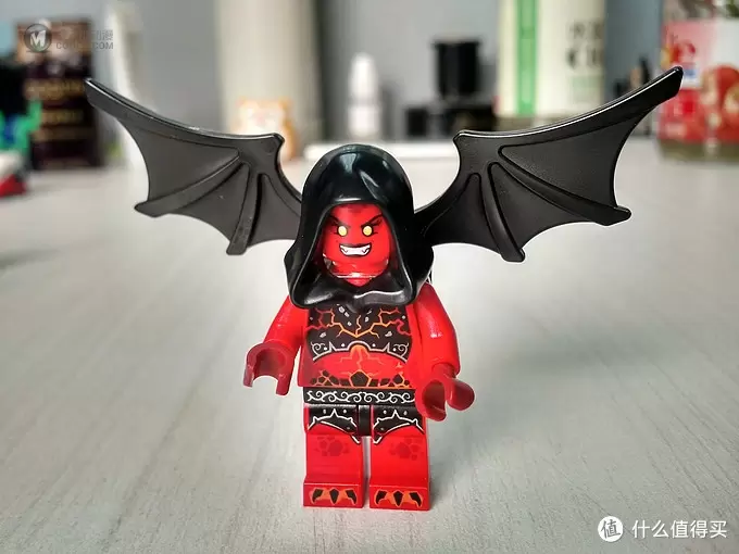 为春节添点红:LEGO 乐高 未来骑士团FR 70335 终极拉维利亚 为春节添点红:LEGO 乐高 未来骑士团FR 70335 终极拉维利亚