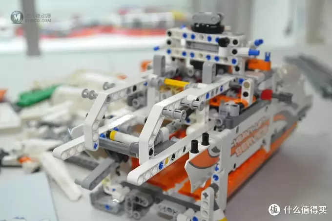 单反毁一生,LEGO穷三代 篇八十:LEGO Technic 乐高科技系列 42052 重型双旋翼运输直升机 单反毁一生,LEGO穷三代 篇八十:LEGO Technic 乐高科技系列 42052 重型双旋翼运输直升机
