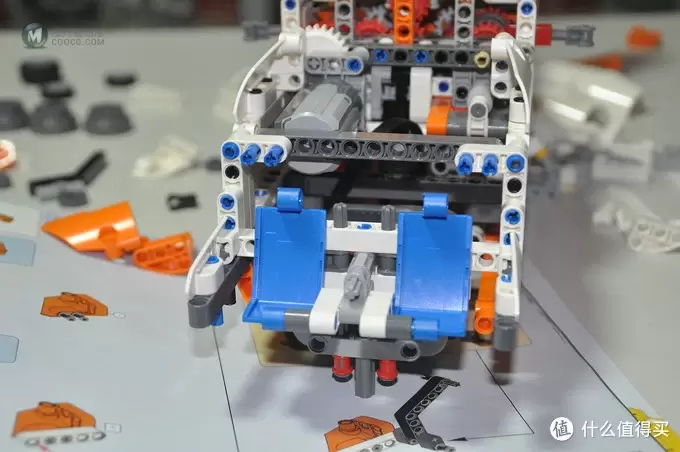单反毁一生,LEGO穷三代 篇八十:LEGO Technic 乐高科技系列 42052 重型双旋翼运输直升机 单反毁一生,LEGO穷三代 篇八十:LEGO Technic 乐高科技系列 42052 重型双旋翼运输直升机
