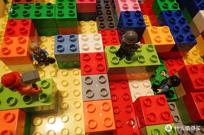 LEGO 乐高 得宝2.7米高塔MOC+大颗粒迷宫MOC LEGO 乐高 得宝2.7米高塔MOC+大颗粒迷宫MOC