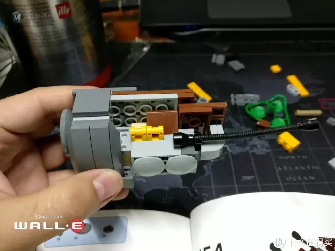 无论风雨,只愿为你(EVA)守护:LEGO 乐高 21303 WALL·E 组装试玩 无论风雨,只愿为你(EVA)守护:LEGO 乐高 21303 WALL·E 组装试玩