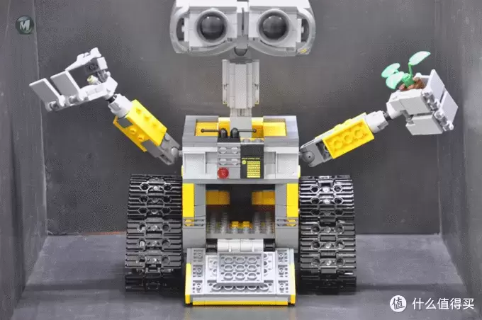 无论风雨,只愿为你(EVA)守护:LEGO 乐高 21303 WALL·E 组装试玩 无论风雨,只愿为你(EVA)守护:LEGO 乐高 21303 WALL·E 组装试玩
