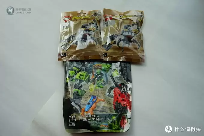 乐高还能这么拼: 复刻 LEGO 乐高 限量版5004590 蝙蝠侠摩托 乐高还能这么拼: 复刻 LEGO 乐高 限量版5004590 蝙蝠侠摩托