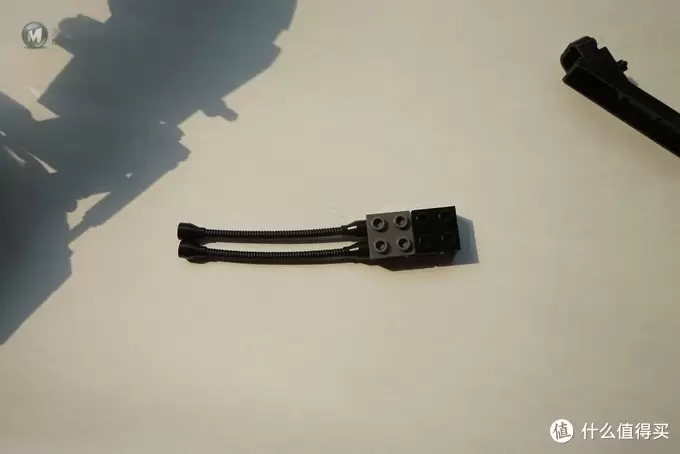 乐高还能这么拼: 复刻 LEGO 乐高 限量版5004590 蝙蝠侠摩托 乐高还能这么拼: 复刻 LEGO 乐高 限量版5004590 蝙蝠侠摩托