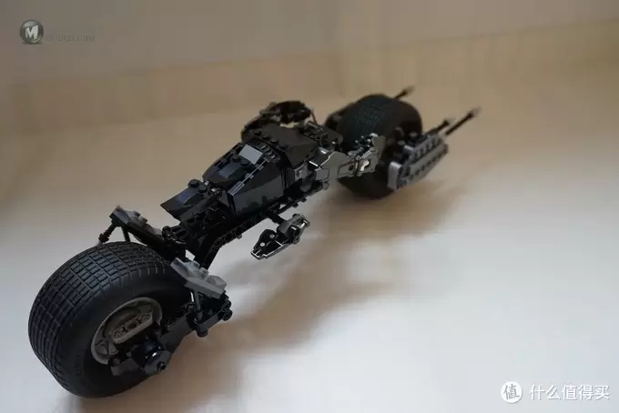 乐高还能这么拼: 复刻 LEGO 乐高 限量版5004590 蝙蝠侠摩托 乐高还能这么拼: 复刻 LEGO 乐高 限量版5004590 蝙蝠侠摩托