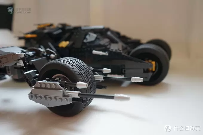 乐高还能这么拼: 复刻 LEGO 乐高 限量版5004590 蝙蝠侠摩托 乐高还能这么拼: 复刻 LEGO 乐高 限量版5004590 蝙蝠侠摩托