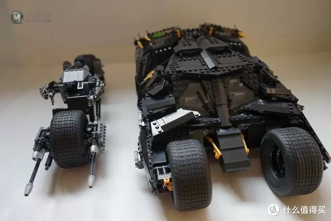 乐高还能这么拼: 复刻 LEGO 乐高 限量版5004590 蝙蝠侠摩托 乐高还能这么拼: 复刻 LEGO 乐高 限量版5004590 蝙蝠侠摩托