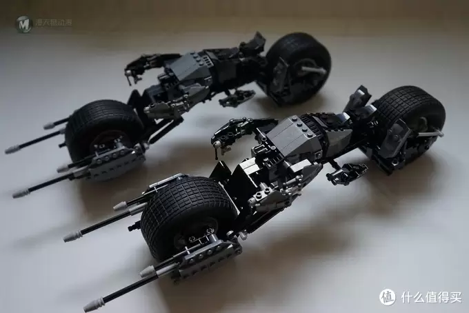 乐高还能这么拼: 复刻 LEGO 乐高 限量版5004590 蝙蝠侠摩托 乐高还能这么拼: 复刻 LEGO 乐高 限量版5004590 蝙蝠侠摩托
