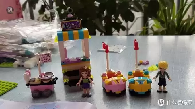 LEGO 乐高 Friends 好朋友的游乐场 篇一:#本站首晒#超值的41133碰碰车晃摇床 LEGO 乐高 Friends 好朋友的游乐场 篇一:#本站首晒#超值的41133碰碰车晃摇床