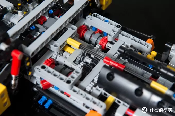 一个大龄少年的乐高之旅 篇九:LEGO 乐高 Technic 42056 保时捷 911 GT3 RS 开箱及变速箱修改方法 一个大龄少年的乐高之旅 篇九:LEGO 乐高 Technic 42056 保时捷 911 GT3 RS 开箱及变速箱修改方法