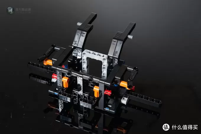 一个大龄少年的乐高之旅 篇九:LEGO 乐高 Technic 42056 保时捷 911 GT3 RS 开箱及变速箱修改方法 一个大龄少年的乐高之旅 篇九:LEGO 乐高 Technic 42056 保时捷 911 GT3 RS 开箱及变速箱修改方法