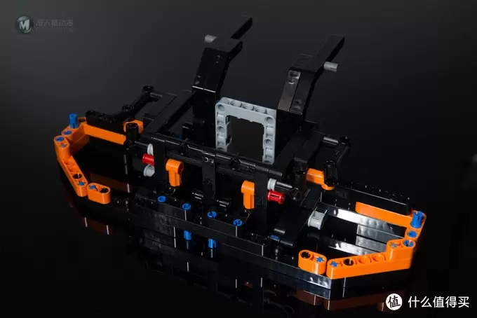 一个大龄少年的乐高之旅 篇九:LEGO 乐高 Technic 42056 保时捷 911 GT3 RS 开箱及变速箱修改方法 一个大龄少年的乐高之旅 篇九:LEGO 乐高 Technic 42056 保时捷 911 GT3 RS 开箱及变速箱修改方法