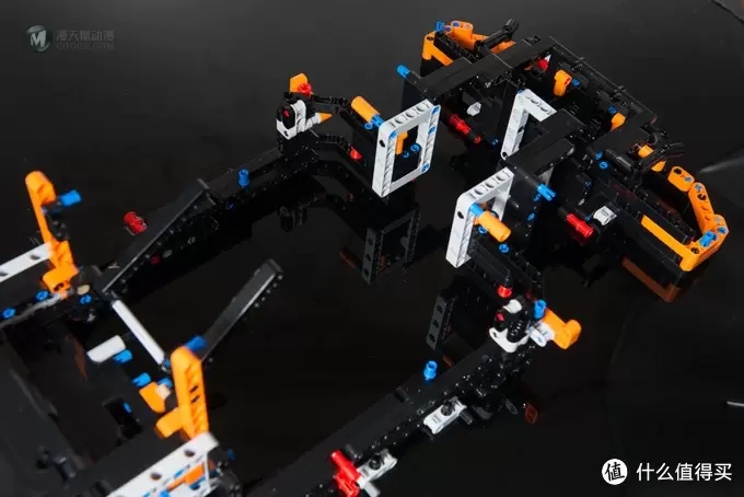 一个大龄少年的乐高之旅 篇九:LEGO 乐高 Technic 42056 保时捷 911 GT3 RS 开箱及变速箱修改方法 一个大龄少年的乐高之旅 篇九:LEGO 乐高 Technic 42056 保时捷 911 GT3 RS 开箱及变速箱修改方法