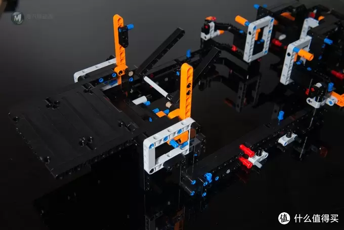 一个大龄少年的乐高之旅 篇九:LEGO 乐高 Technic 42056 保时捷 911 GT3 RS 开箱及变速箱修改方法 一个大龄少年的乐高之旅 篇九:LEGO 乐高 Technic 42056 保时捷 911 GT3 RS 开箱及变速箱修改方法
