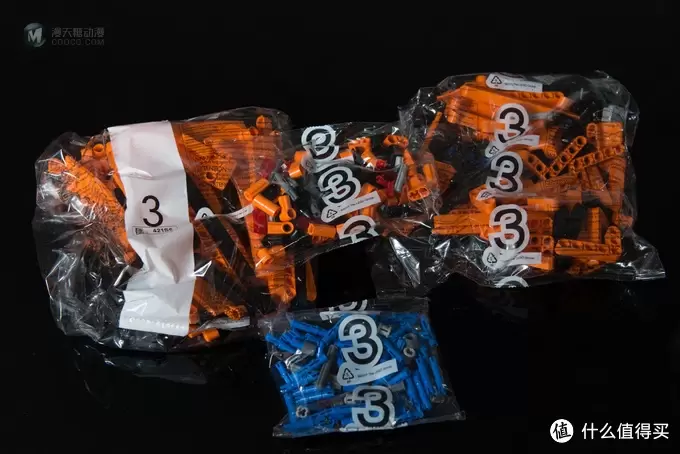 一个大龄少年的乐高之旅 篇九:LEGO 乐高 Technic 42056 保时捷 911 GT3 RS 开箱及变速箱修改方法 一个大龄少年的乐高之旅 篇九:LEGO 乐高 Technic 42056 保时捷 911 GT3 RS 开箱及变速箱修改方法