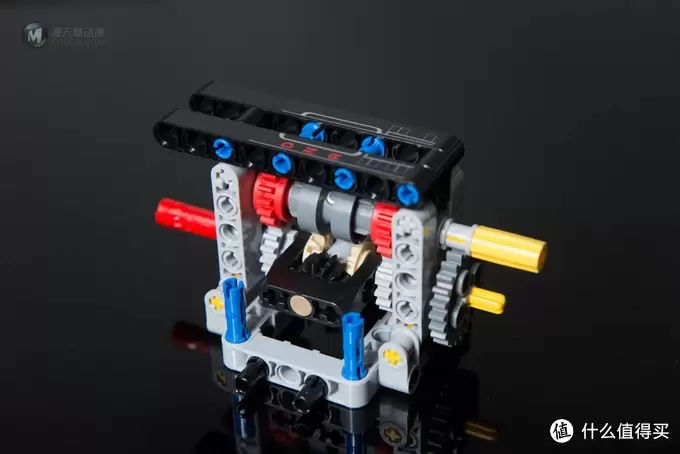 一个大龄少年的乐高之旅 篇九:LEGO 乐高 Technic 42056 保时捷 911 GT3 RS 开箱及变速箱修改方法 一个大龄少年的乐高之旅 篇九:LEGO 乐高 Technic 42056 保时捷 911 GT3 RS 开箱及变速箱修改方法