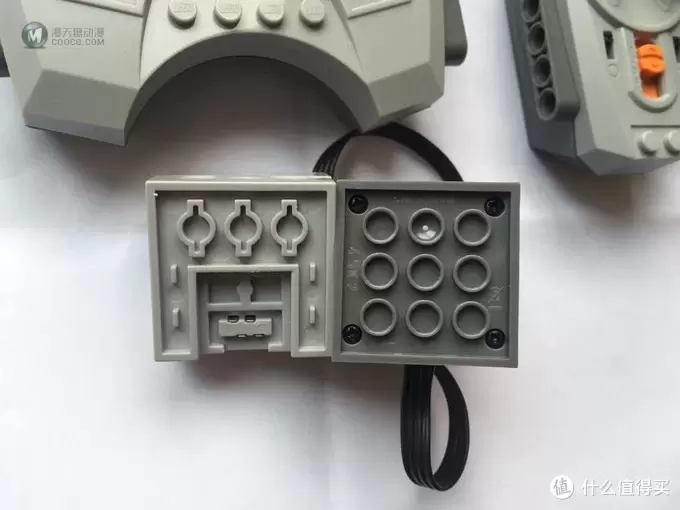 遥控乐高拼拼乐:LEGO 乐高 第三方蓝牙遥控接收器——Sbrick 遥控乐高拼拼乐:LEGO 乐高 第三方蓝牙遥控接收器——Sbrick