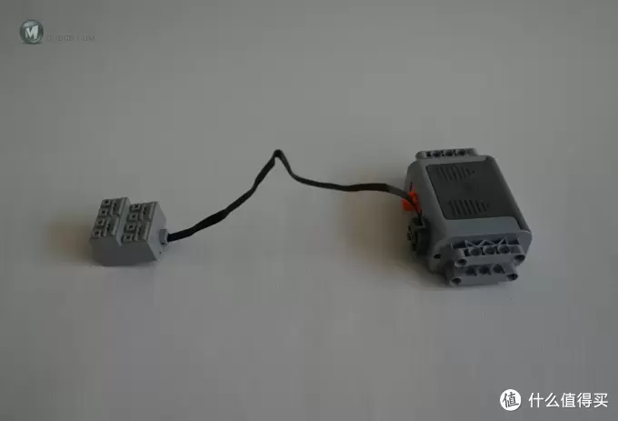 遥控乐高拼拼乐:LEGO 乐高 第三方蓝牙遥控接收器——Sbrick 遥控乐高拼拼乐:LEGO 乐高 第三方蓝牙遥控接收器——Sbrick