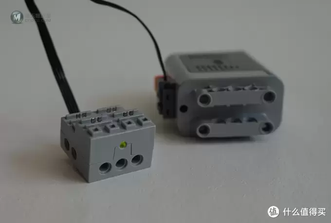 遥控乐高拼拼乐:LEGO 乐高 第三方蓝牙遥控接收器——Sbrick 遥控乐高拼拼乐:LEGO 乐高 第三方蓝牙遥控接收器——Sbrick