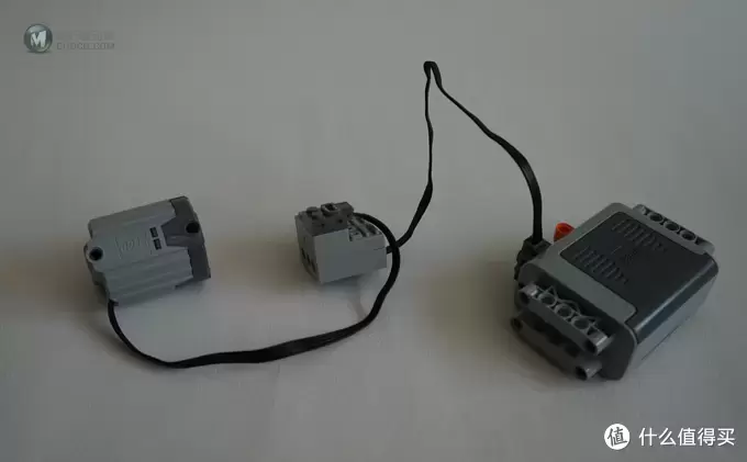 遥控乐高拼拼乐:LEGO 乐高 第三方蓝牙遥控接收器——Sbrick 遥控乐高拼拼乐:LEGO 乐高 第三方蓝牙遥控接收器——Sbrick