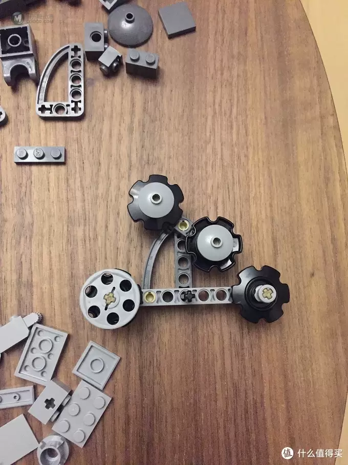 乐高坑深似海 — LEGO 乐高 21303 瓦力机器人 开箱 乐高坑深似海 — LEGO 乐高 21303 瓦力机器人 开箱