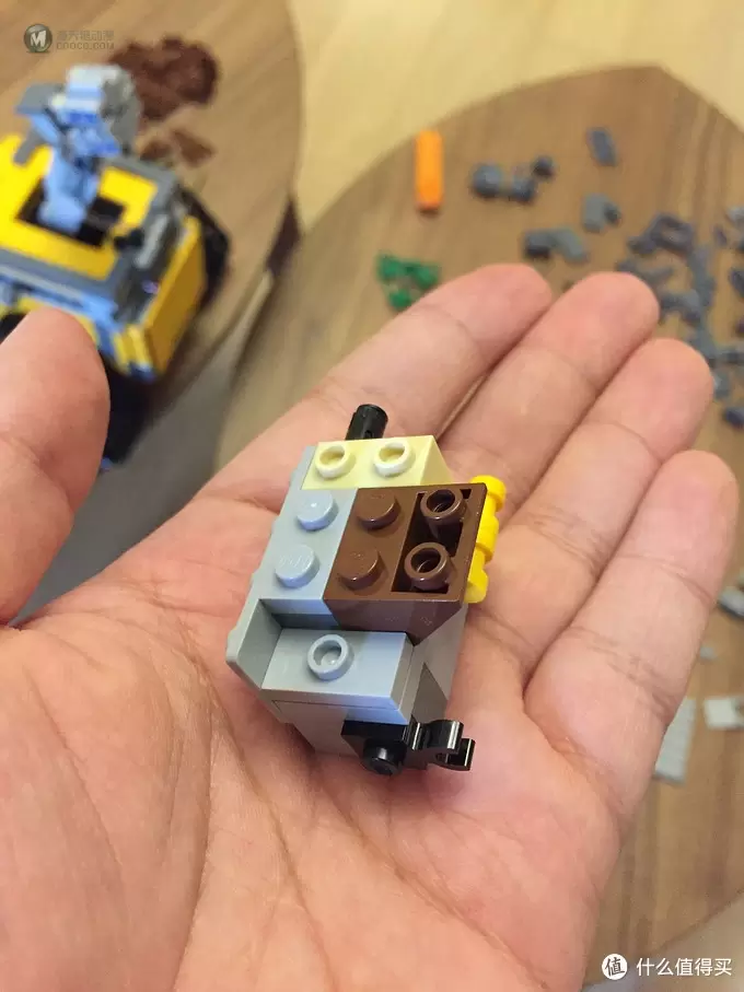 乐高坑深似海 — LEGO 乐高 21303 瓦力机器人 开箱 乐高坑深似海 — LEGO 乐高 21303 瓦力机器人 开箱