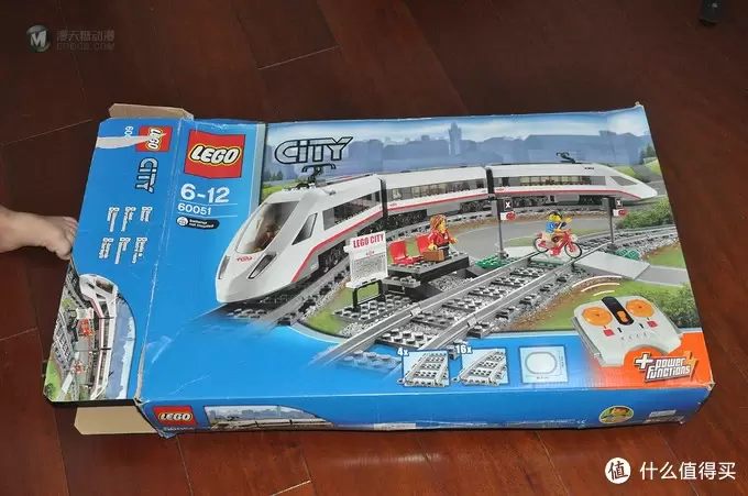 单反毁一生,LEGO穷三代 篇六十六:LEGO 乐高 城市系列 60051 高速列车 单反毁一生,LEGO穷三代 篇六十六:LEGO 乐高 城市系列 60051 高速列车