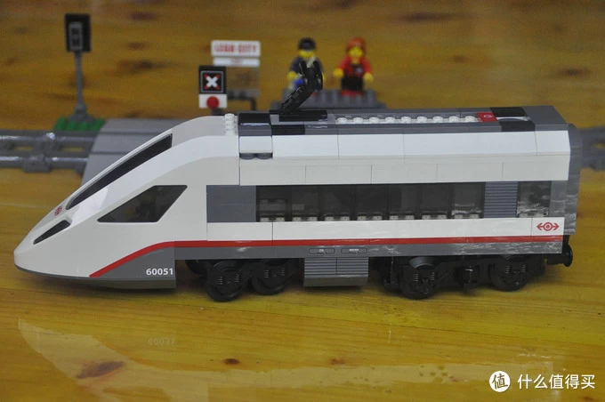 单反毁一生,LEGO穷三代 篇六十六:LEGO 乐高 城市系列 60051 高速列车 单反毁一生,LEGO穷三代 篇六十六:LEGO 乐高 城市系列 60051 高速列车
