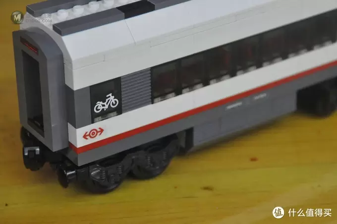 单反毁一生,LEGO穷三代 篇六十六:LEGO 乐高 城市系列 60051 高速列车 单反毁一生,LEGO穷三代 篇六十六:LEGO 乐高 城市系列 60051 高速列车