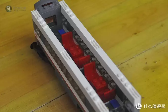 单反毁一生,LEGO穷三代 篇六十六:LEGO 乐高 城市系列 60051 高速列车 单反毁一生,LEGO穷三代 篇六十六:LEGO 乐高 城市系列 60051 高速列车