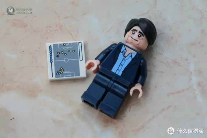 #首晒# 德迷珍藏,冠军归来:LEGO 乐高 71014 德国队抽抽乐 #首晒# 德迷珍藏,冠军归来:LEGO 乐高 71014 德国队抽抽乐