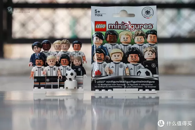 #首晒# 德迷珍藏,冠军归来:LEGO 乐高 71014 德国队抽抽乐 #首晒# 德迷珍藏,冠军归来:LEGO 乐高 71014 德国队抽抽乐