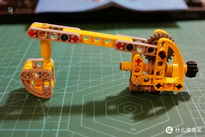 我的乐高小世界 篇二:LEGO Technic 乐高机械组 42031 Cherry Picker 车载式吊车 我的乐高小世界 篇二:LEGO Technic 乐高机械组 42031 Cherry Picker 车载式吊车