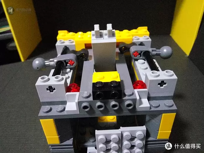 浅坑入乐高 篇五:结婚周年礼物 LEGO 乐高 21303 IDEAS系列 机器人瓦力WALL.E 浅坑入乐高 篇五:结婚周年礼物 LEGO 乐高 21303 IDEAS系列 机器人瓦力WALL.E