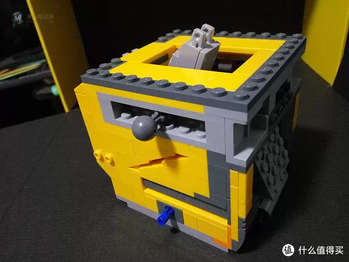 浅坑入乐高 篇五:结婚周年礼物 LEGO 乐高 21303 IDEAS系列 机器人瓦力WALL.E 浅坑入乐高 篇五:结婚周年礼物 LEGO 乐高 21303 IDEAS系列 机器人瓦力WALL.E