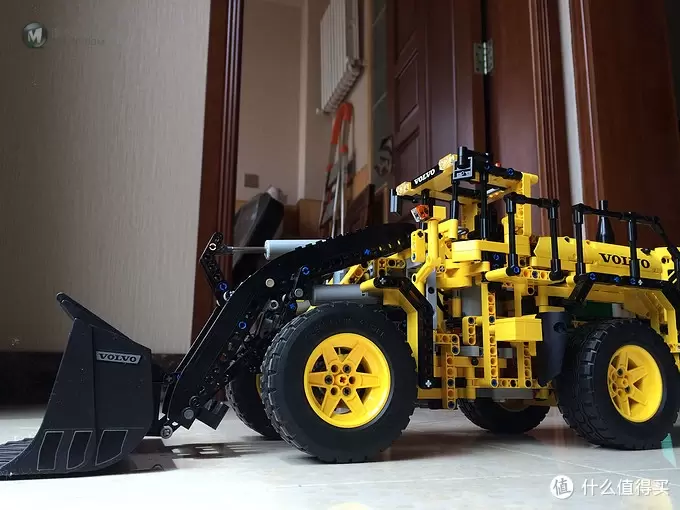 乐高科技系列 篇八:Lego 乐高 Volvo L350F 轮式装载机 lego-42030 乐高科技系列 篇八:Lego 乐高 Volvo L350F 轮式装载机 lego-42030