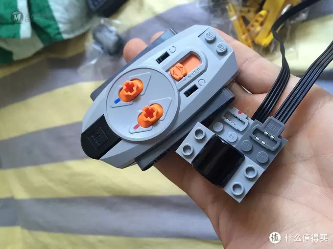 乐高科技系列 篇八:Lego 乐高 Volvo L350F 轮式装载机 lego-42030 乐高科技系列 篇八:Lego 乐高 Volvo L350F 轮式装载机 lego-42030