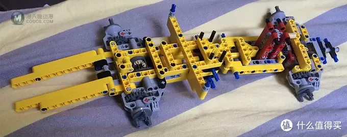 乐高科技系列 篇八:Lego 乐高 Volvo L350F 轮式装载机 lego-42030 乐高科技系列 篇八:Lego 乐高 Volvo L350F 轮式装载机 lego-42030