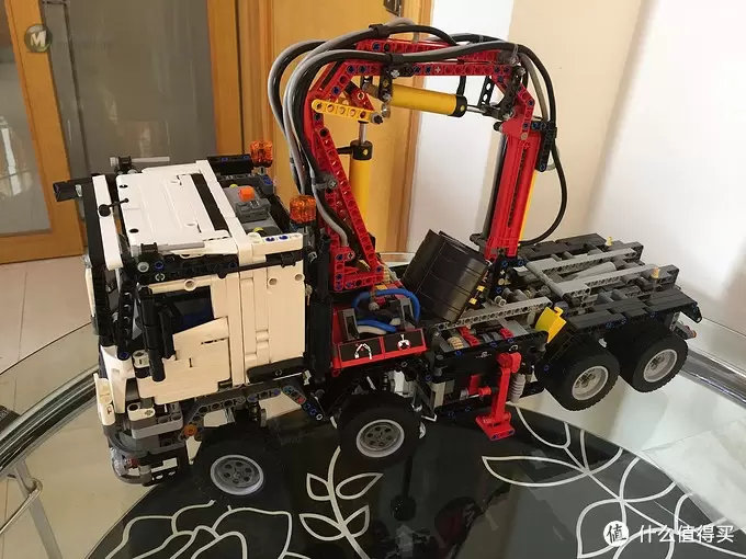 火速送达:德亚直邮 LEGO 乐高 科技系2015旗舰 42043 奔驰 Arocs 3245卡车 火速送达:德亚直邮 LEGO 乐高 科技系2015旗舰 42043 奔驰 Arocs 3245卡车
